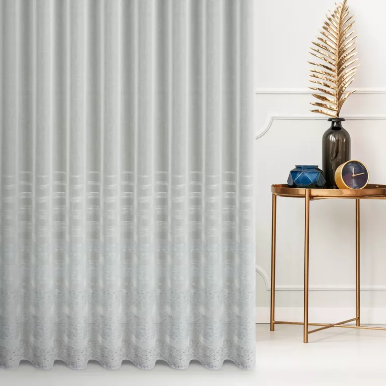 Firana szyta na przelotkach naturalno kremowa zdobiona poziomymi pasami o naturalnym splocie