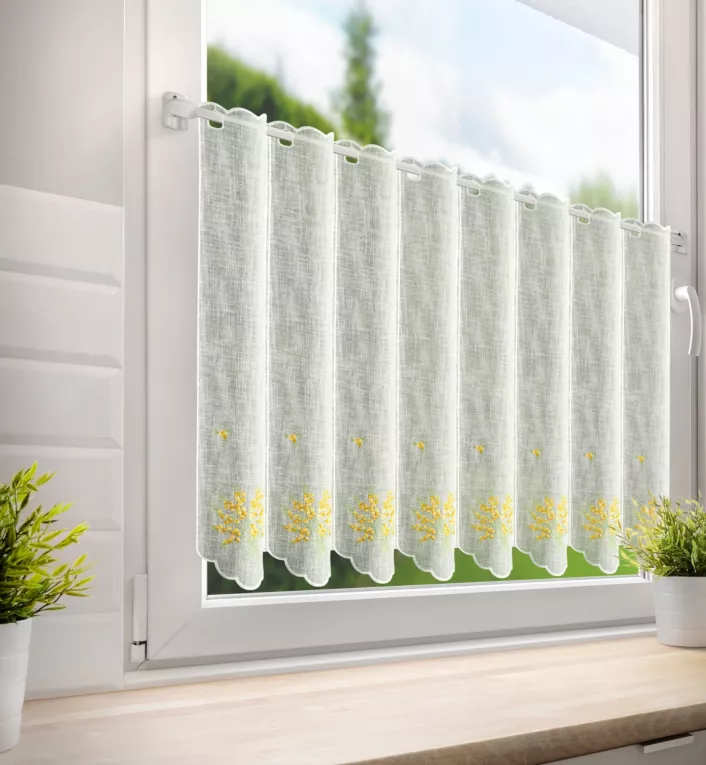 Tkanina firanowa zazdrostka zdobiona haftem żółtych kwiatów Eurofirany