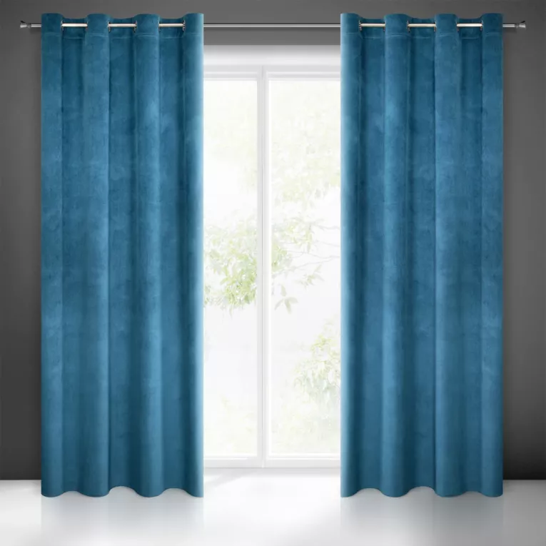 Zasłona granatowa z matowego welwetu 140x250 cm przelotka MILO Eurofirany