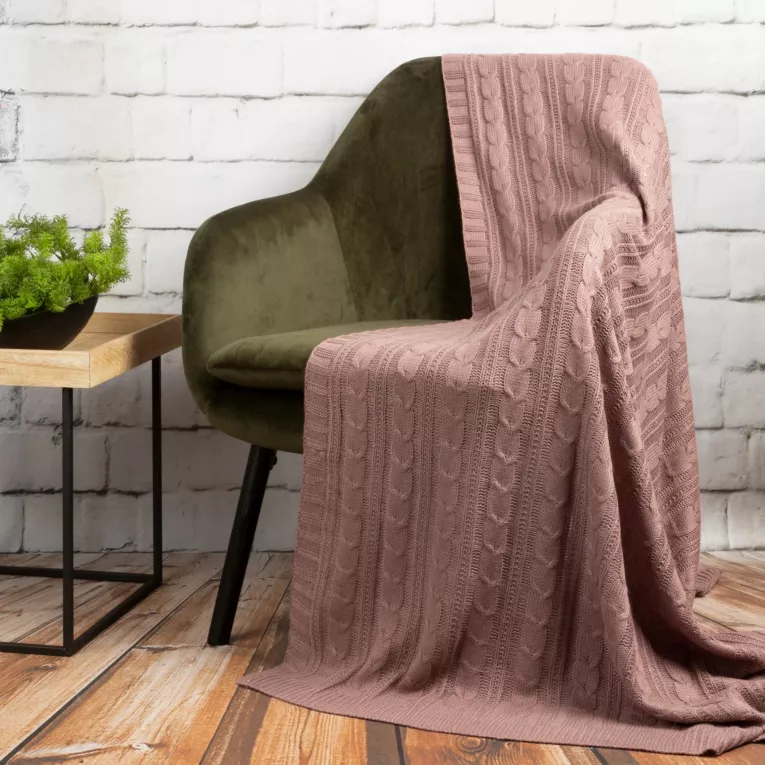 Koc akrylowy 130x170 cm różowy z dzianiny z warkoczami AKRYL 2 EUROFIRANY PREMIUM