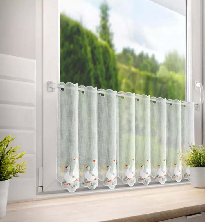 Tkanina firanowa zazdrostka z etaminy z haftem gąsek Eurofirany