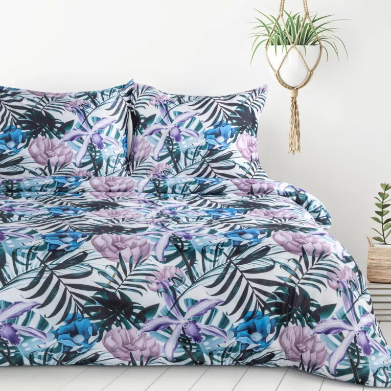 Pościel 220x200 z mikrofibry kolor jasnofioletowy, niebieski zdobiona botanicznym wzorem MALIBU Design 91 Eurofirany