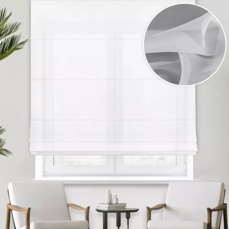 Roleta rzymska biała z delikatnej, miękkiej w dotyku żorżety, wykończonej obciążnikiem