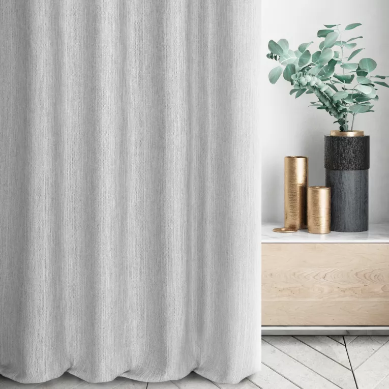 Zasłona szyta na taśmie fala jasnoszaro popielata z tkaniny o wyraźnym splocie z efektem melanżu