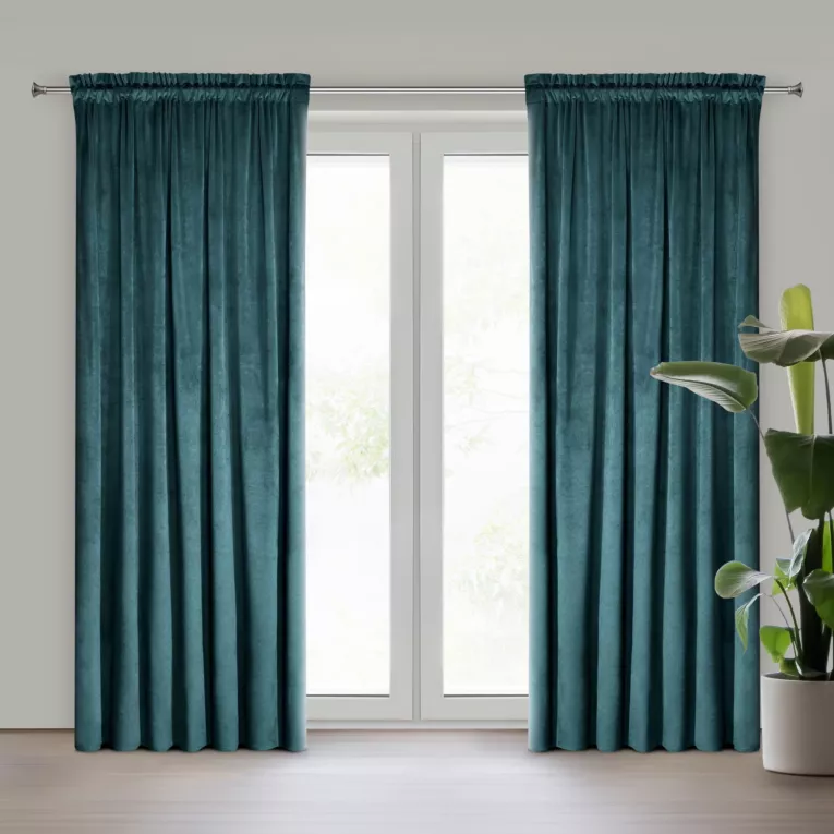 Zasłona ciemno turkusowa z tkaniny welwetowej 135x300 cm taśma ROSA Design 91 Eurofirany