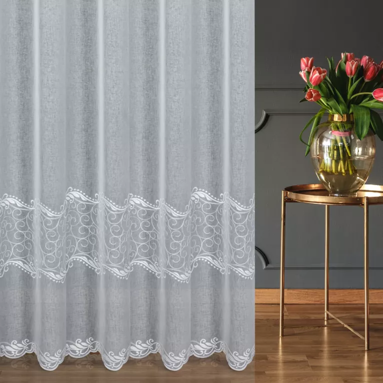 Tkanina firanowa miękka, półprzezroczysta etamina, zdobiona  haftem,Eurofirany