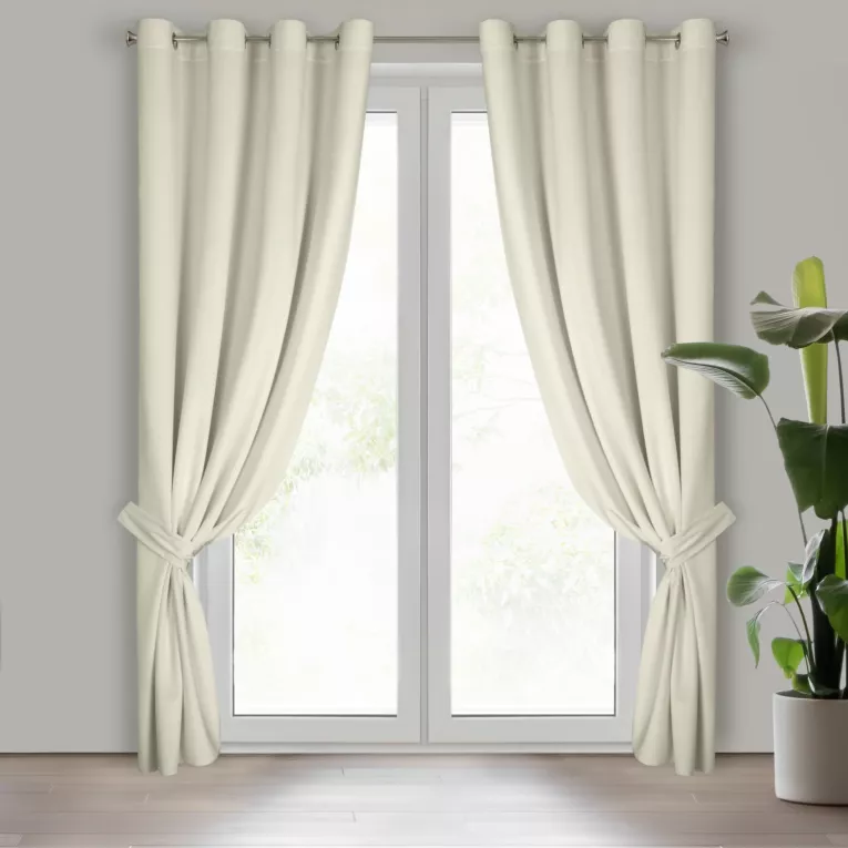 Zasłona kremowa z tkaniny welwetowej, troczek w zestwie 140x270 cm przelotka ANTARA Eurofirany