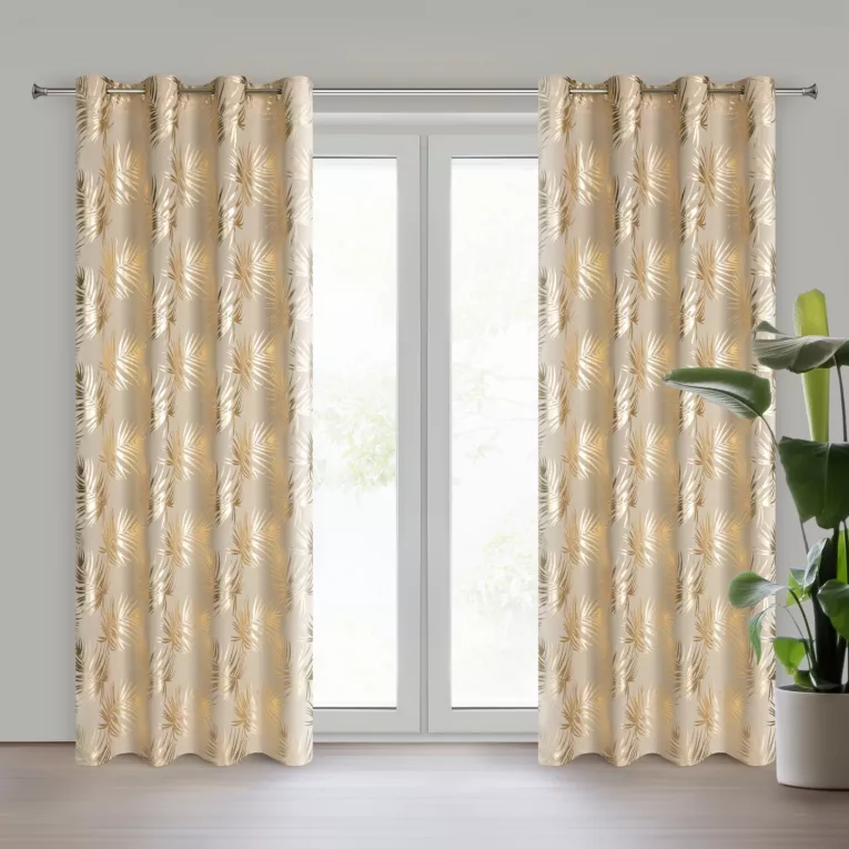 Zasłona beżowo, szampańska zdobiona nadrukiem liści z lekkiej tkaniny 140x250 cm przelotka RENI Eurofirany