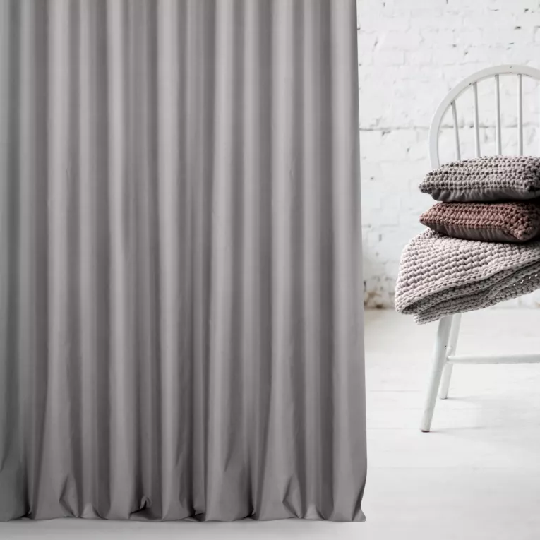 Gładka tkanina zasłonowa zaciemniająca, 100% BLACKOUT Eurofirany