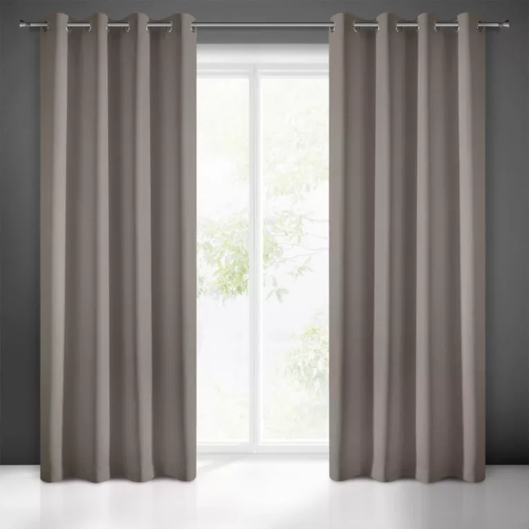 Zasłona jasnobrązowa z matowej gładkiej tkaniny 140x250 cm przelotka RITA Eurofirany