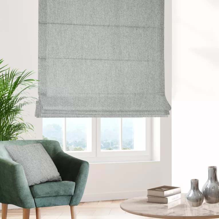 Roleta rzymska szara z tkaniny typu bukla z efektem melanżu