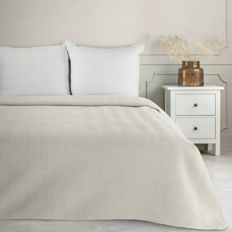 Narzuta z tkaniny o strukturze lnu kremowa 220x240 cm pikowana w wzór jodełki LEN 3 EUROFIRANY PREMIUM