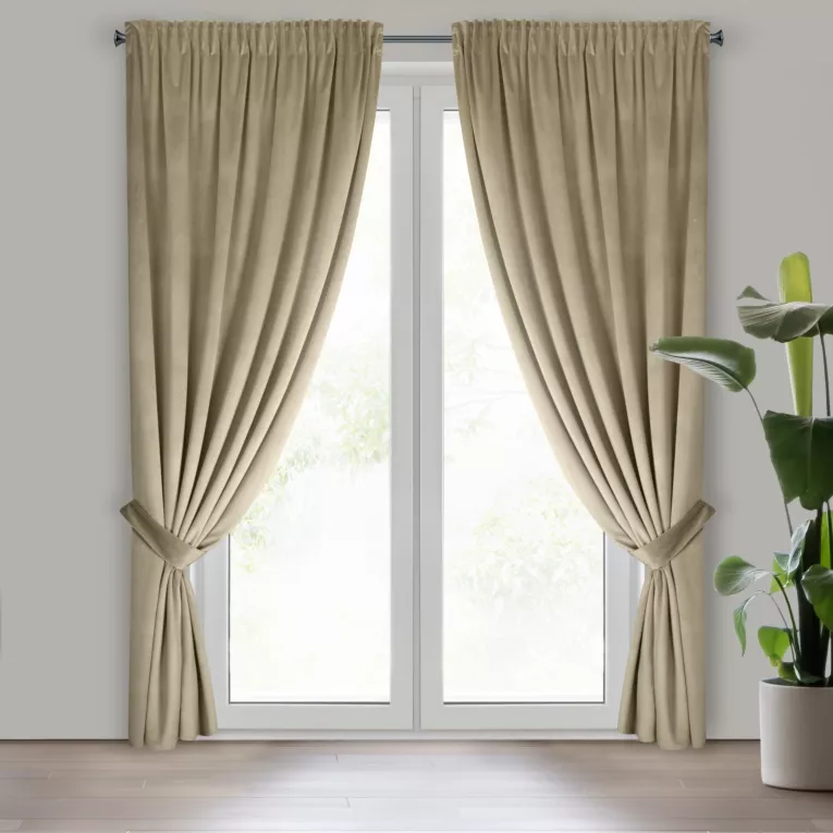 Zasłona jasnobeżowa z tkaniny welwetowej, troczek w zestwie 140x300 cm taśma ANTARA Eurofirany