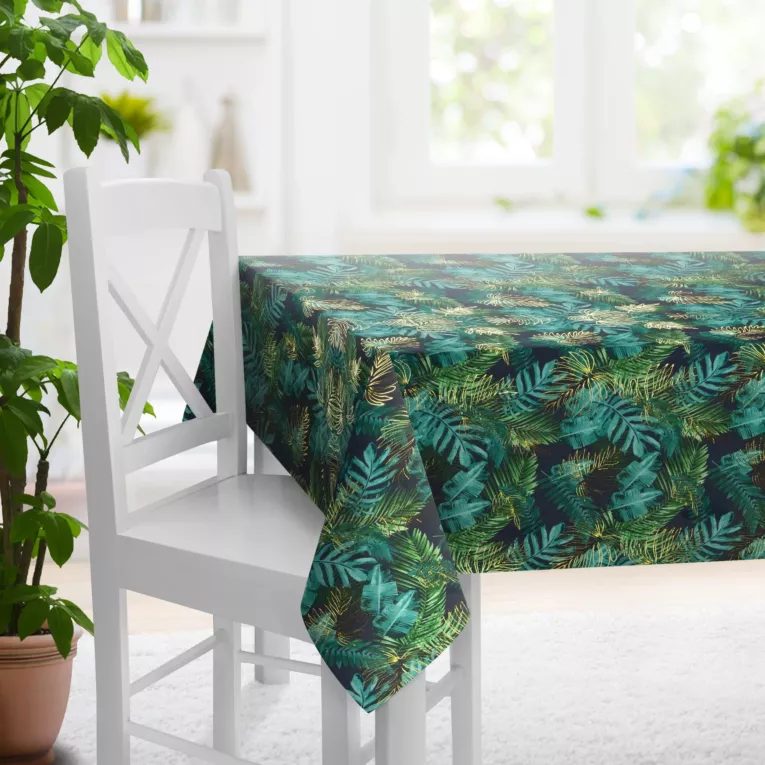 Obrus szyty czarno zielony miękka, welwetowa, z błyszczącym nadrukowanym motywem botanicznym