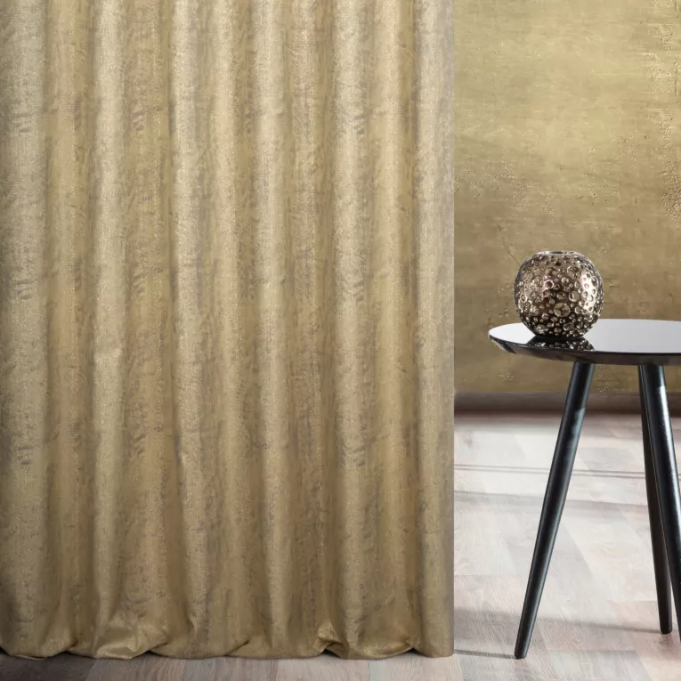 Zasłona szyta na taśmie fala złoto popielata z lekko usztywnianej tkaniny z przecieranym wzorem