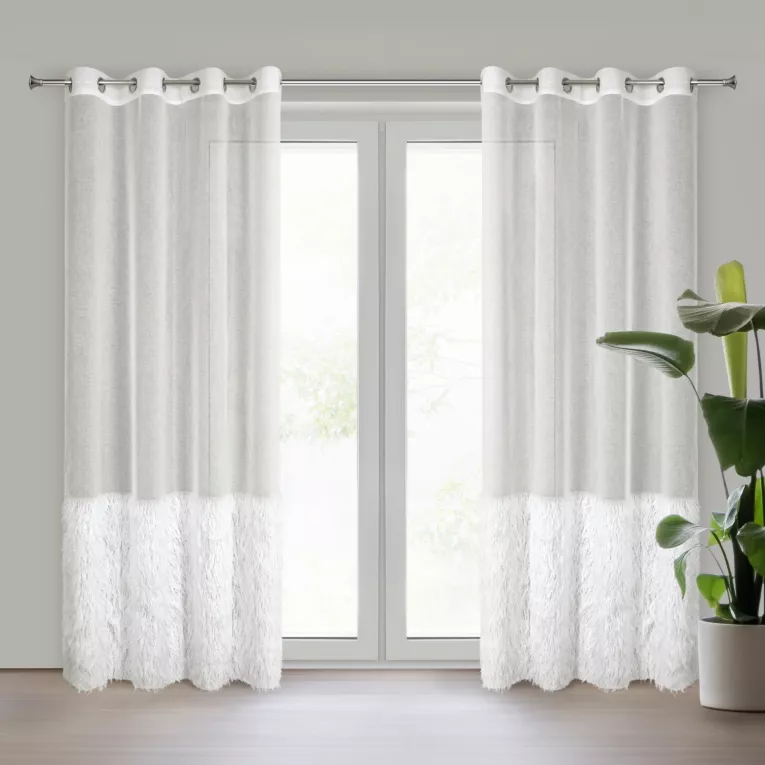 Firana kremowa zdobiona błyszczącą nicią 140x250 cm przelotka MARGARET 6 Eurofirany