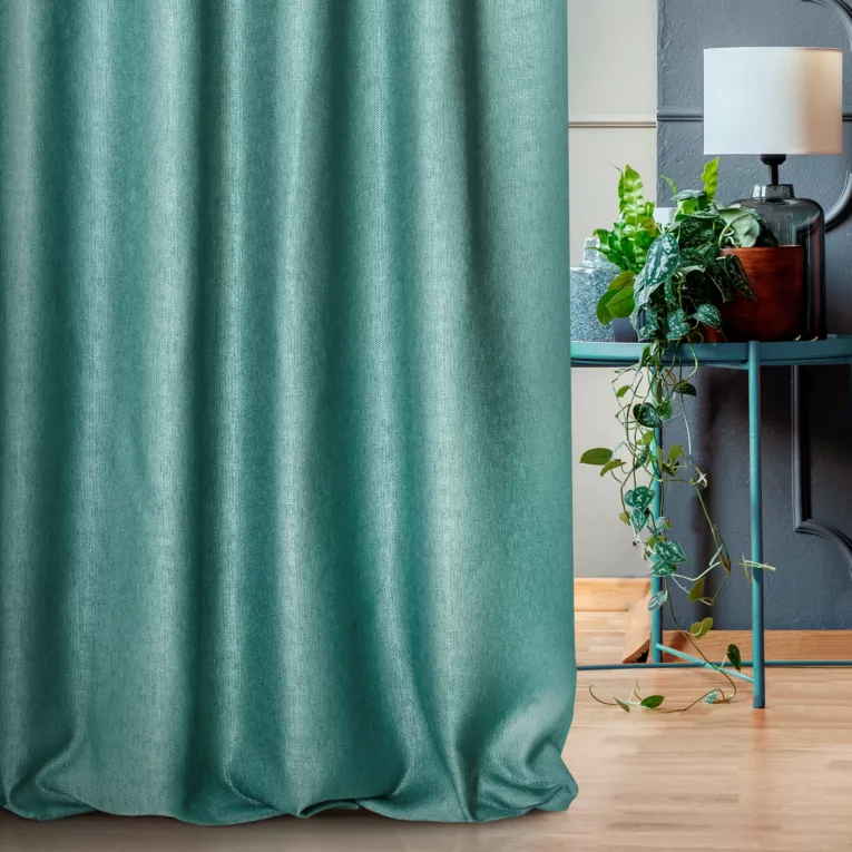 Zasłona szyta na flexach CANDY zielona z tkaniny z strukturalnym spolotem