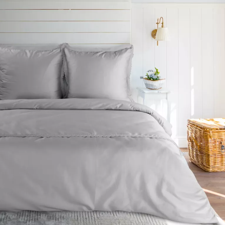 Pościel 160x200 cm komplet 3 częściowy z satyny bawełnianej kolor jasnoszary zdobiona elegancką koronką RETRO 6 Eurofirany