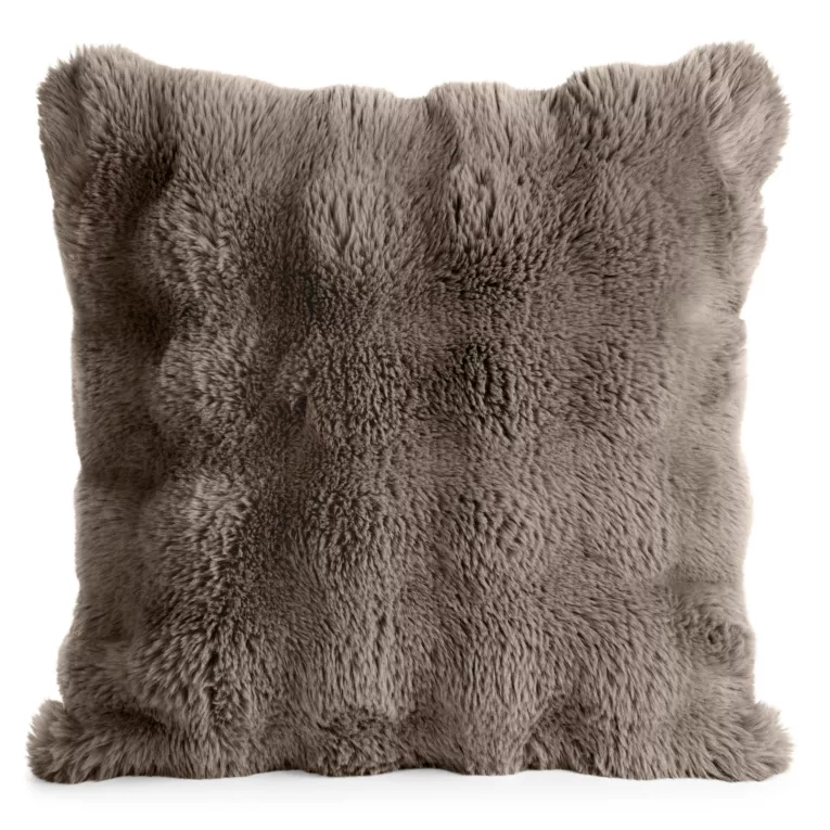 Poszewka na poduszkę 45x45 cm z futerka kolor miodowy zdobiona efektem 3D LILY Eurofirany