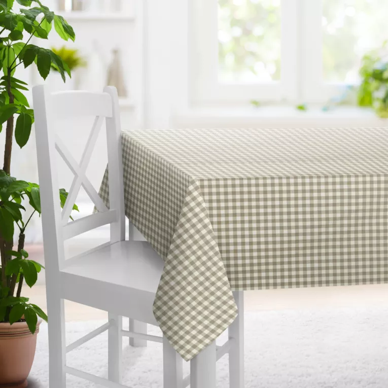 Obrus szyty naturalno beżowy z tkaniny w kratę