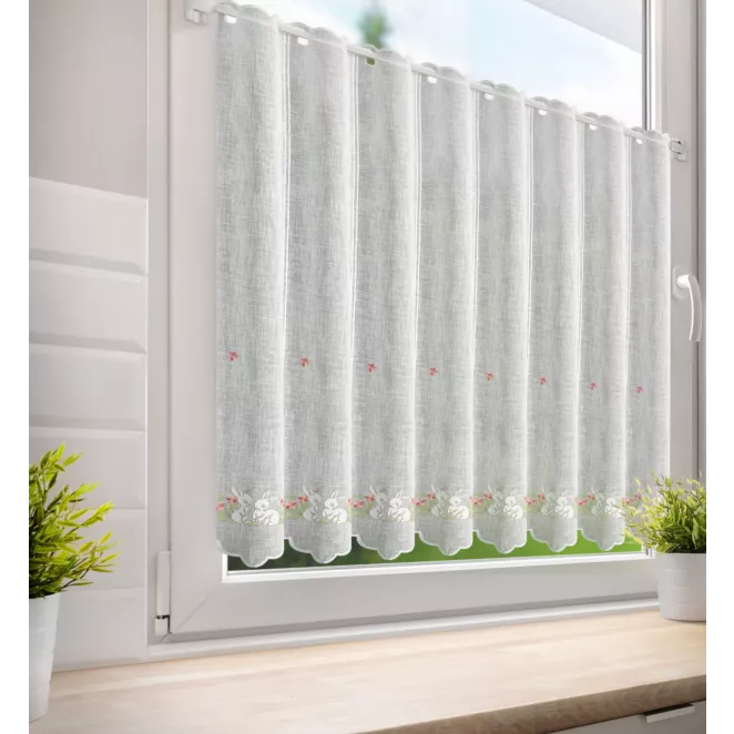 Tkanina firanowa zazdrostka z etaminy zdobiona haftem uroczych króliczków Eurofirany