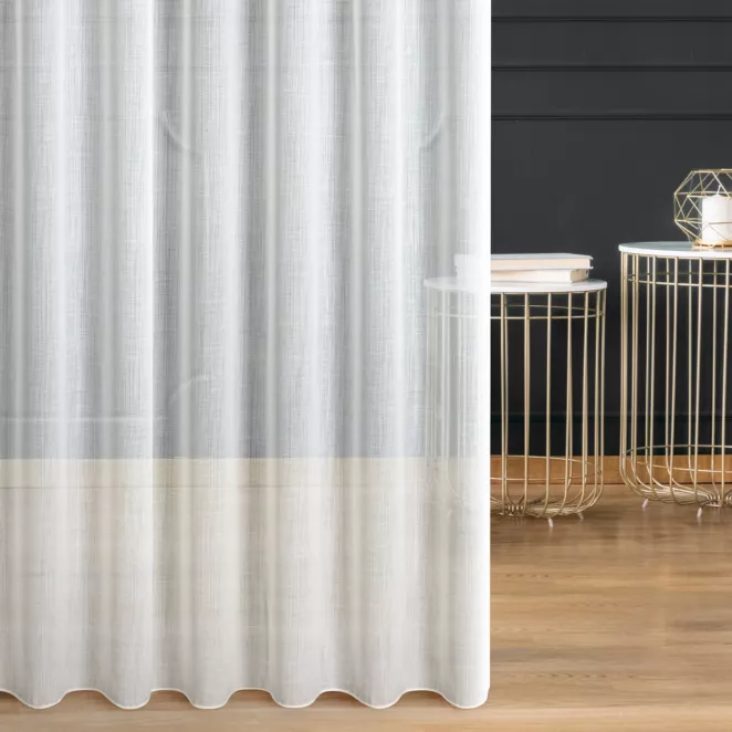 Firana szyta na flexach naturalna z delikatnej matowej etaminy, wykończonej obciążnikiem