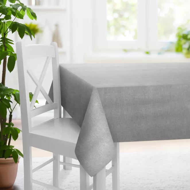 Obrus szyty srebrny z tkaniny szenilowej z efektem melanżu