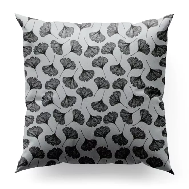 Poszewka szyta biało czarna z miękkiej tkaniny z nadrukiem w kwiaty
