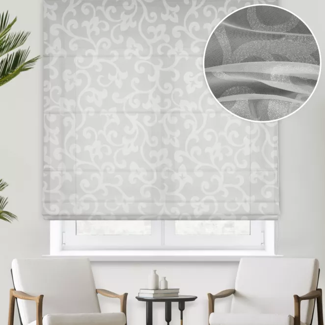 Roleta rzymska naturalna z miękkiej tkaniny o delikatnym połysku z nowoczesnym wzorem burnout, wykończona obciążnikiem