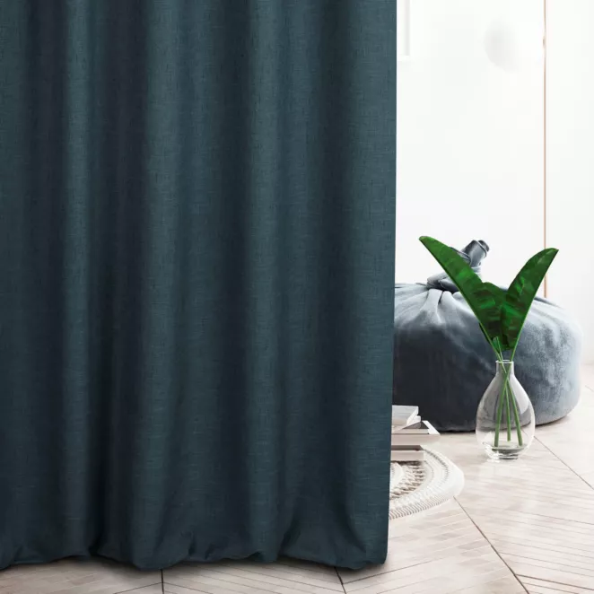 Zasłona szyta na flexach GEONOA granatowa z miękkiej tkaniny o naturalnym charakterze z widocznym ozdobnym splotem