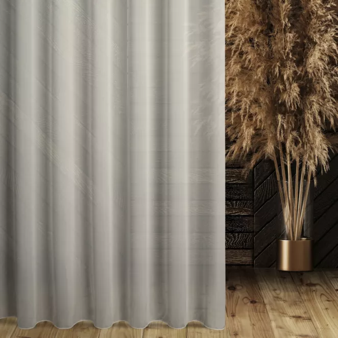 Firana szyta na flexach biała z supermiękkiej tkaniny o perłowym połysku, wykończona obciążnikiem