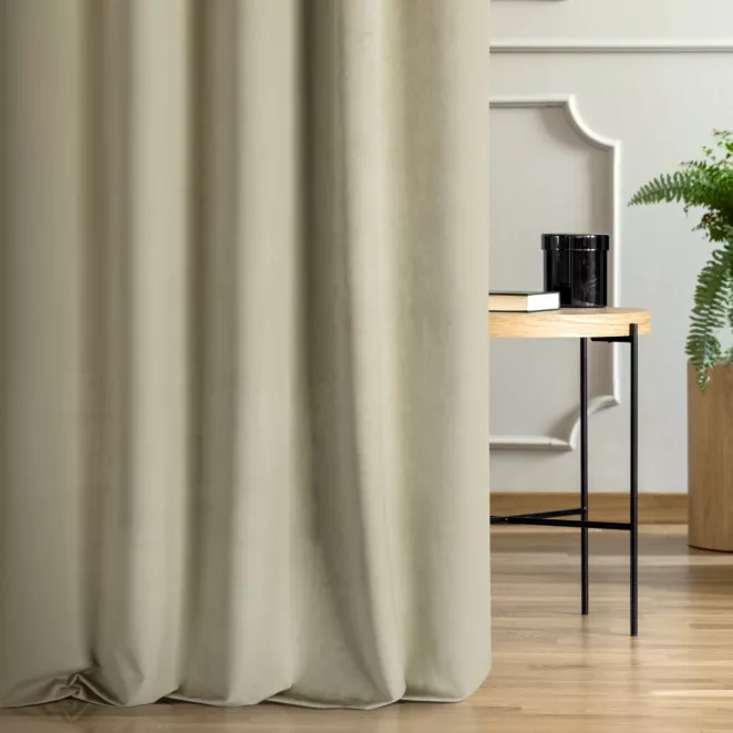 Zasłona szyta na taśmie fala ENYA ciemnobeżowa z miękkiej półmatowej tkaniny welwetowej