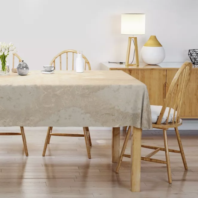 Obrus szyty kremowo złoty z szenilowej tkaniny w drobny geometryczny wzór przetykany błyszczącą nicią