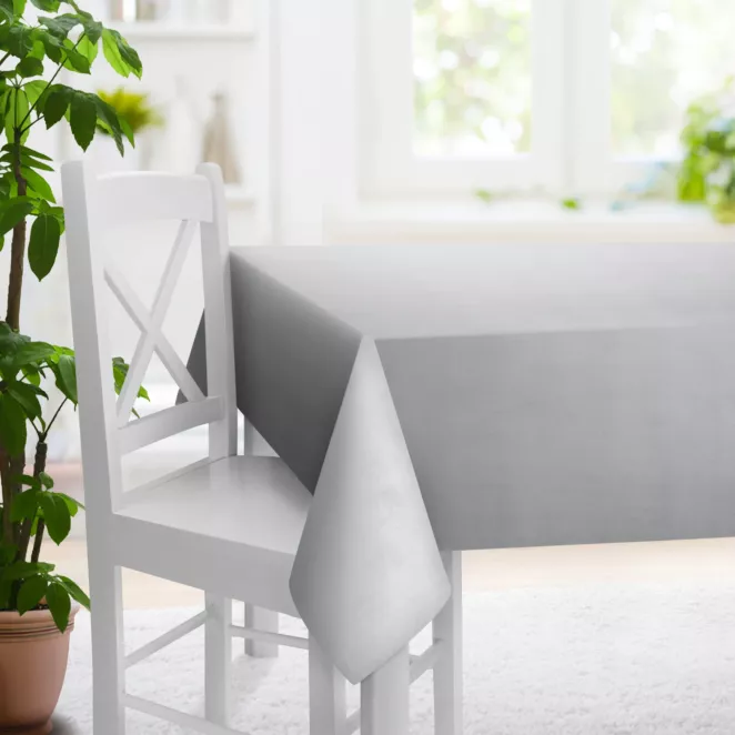 Obrus na wymiar srebrny z miękkiej tkaniny welwetowej