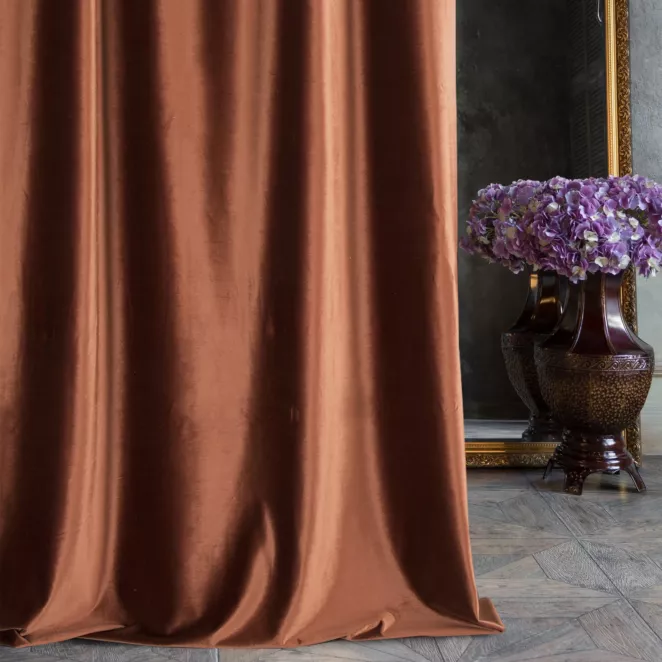 Zasłona szyta na taśmie fala ITALIA ceglasta z tkaniny welwetowej o delikatnym połysku