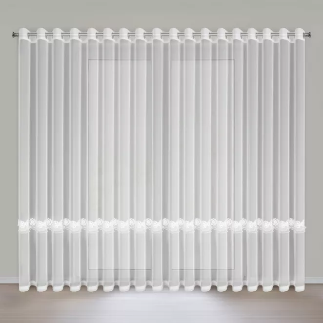 Firana biała z mikrosiateczki zdobiona aplikacją w kwiaty 350x250 cm przelotka - ISOLA Eurofirany