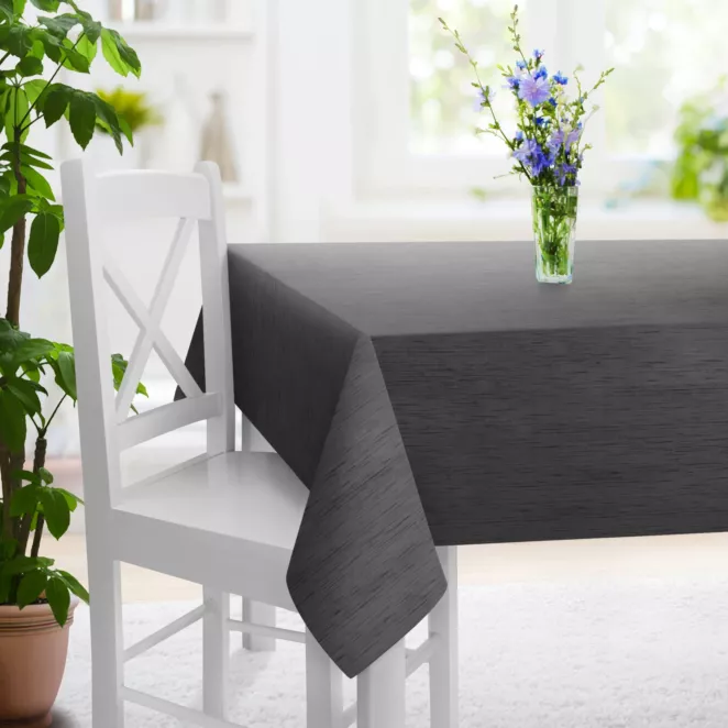 Obrus szyty szary z tkaniny welwetowej w pionowe prążki, wykończona obciążnikiem