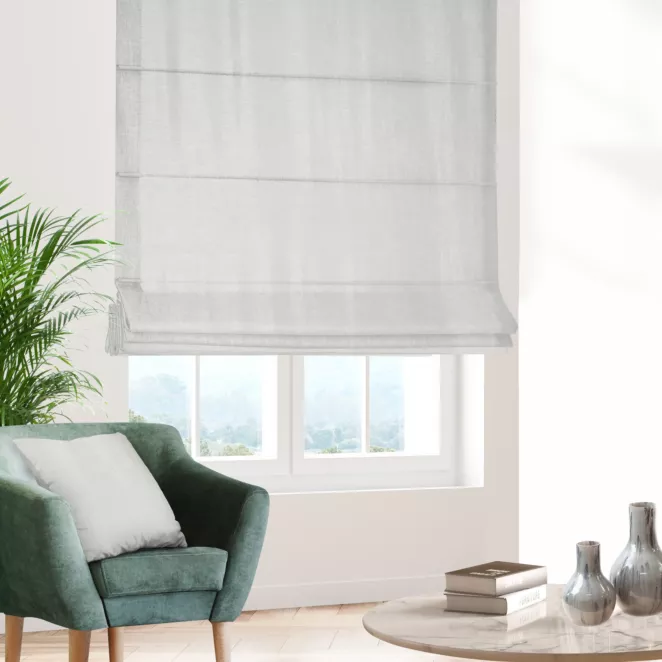 Roleta rzymska kremowa z tkaniny z mieszanką lnu i wiskozy, w stylu eko, z delikatnym połyskiem