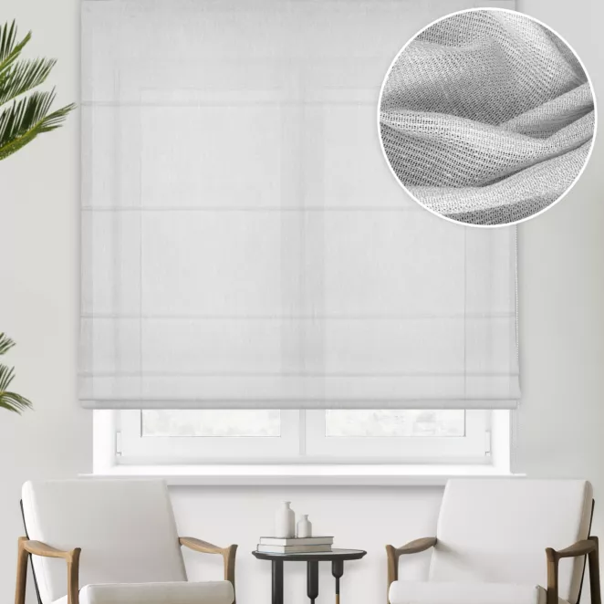 Roleta rzymska srebrna z matowej siatki o naturalnym wyglądzie, wykończona obciążnikiem