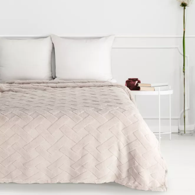 Koc flano 200x220 cm beżowy zdobiony wytłaczanym wzorem CARO DESIGN 91 Eurofirany