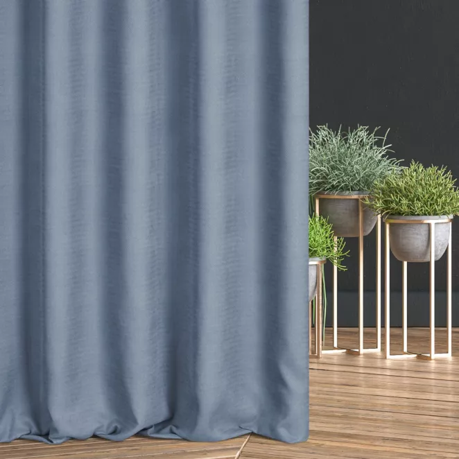 Zasłona szyta na taśmie fala jasnoniebieska z miękkiej, matowej tkaniny w drobny geometryczny wzór