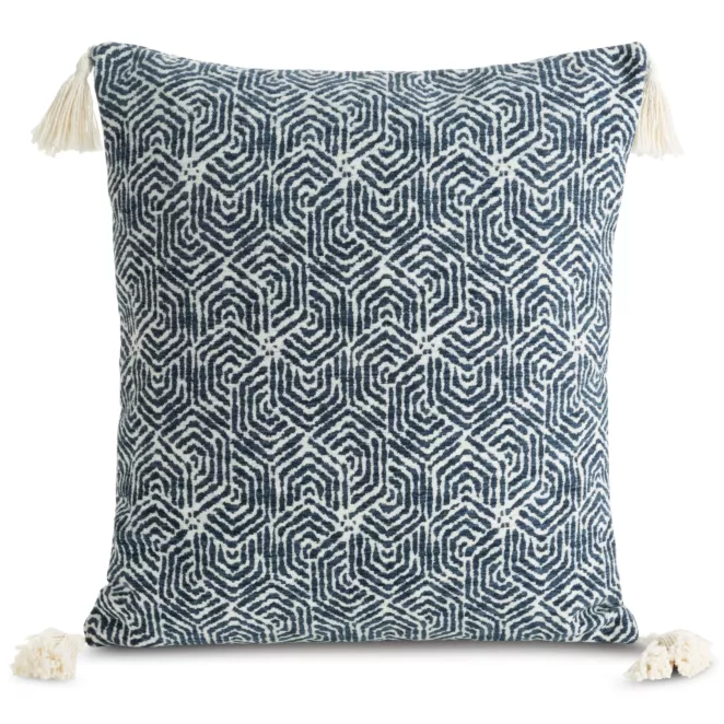 Poszewka na poduszkę 45x45 cm w stylu boho zdobiona chwostami na rogach poszewki granatowo, kremowa FABIA Eurofirany