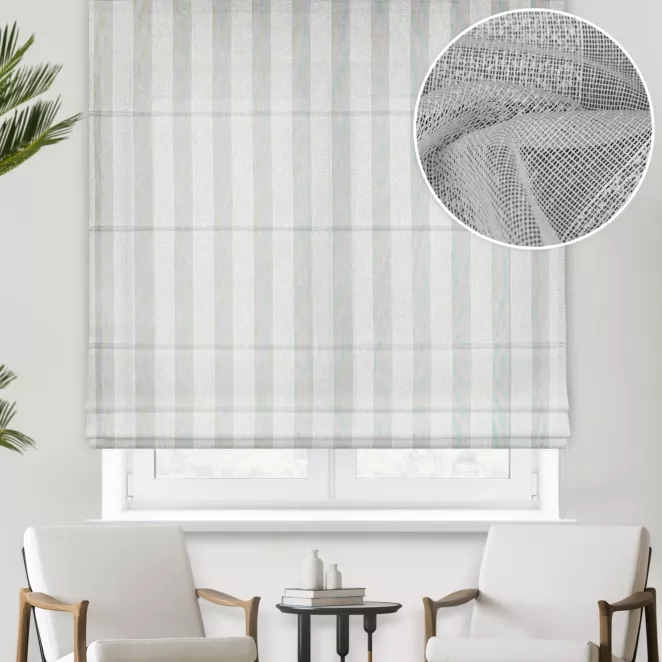 Roleta rzymska naturalna z matowej tkaniny w pasy z efektem bukli, wykończona obciążnikiem