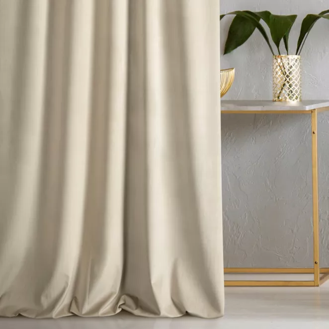 Zasłona szyta na flexach ENYA jasnozłota z miękkiej półmatowej tkaniny welwetowej
