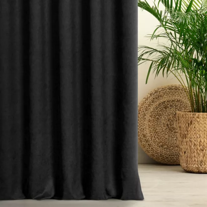 Zasłona szyta na taśmie fala czarna z miękkiej tkaniny o welurowej strukturze