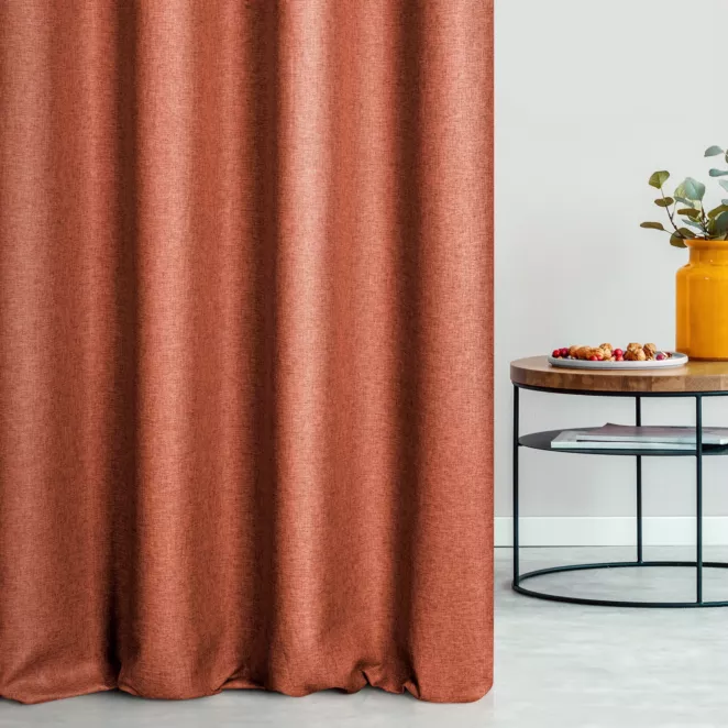 Zasłona szyta na taśmie fala ceglasta z tkaniny trudnopalnej, zaciemniającej, typu blackout z efektem melanżu