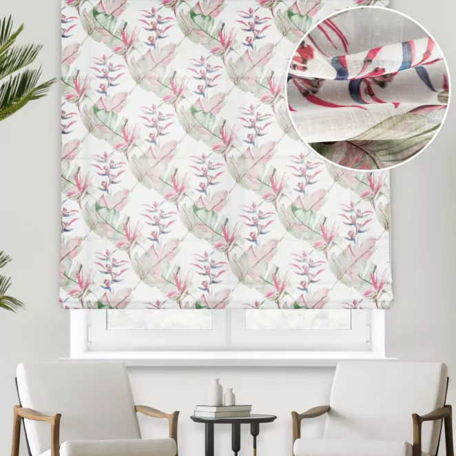 Roleta rzymska kremowo amarantowa z miękkiej tkaniny o naturalnym splocie, drukowanej w botaniczny wzór, wykończona obciażnikiem