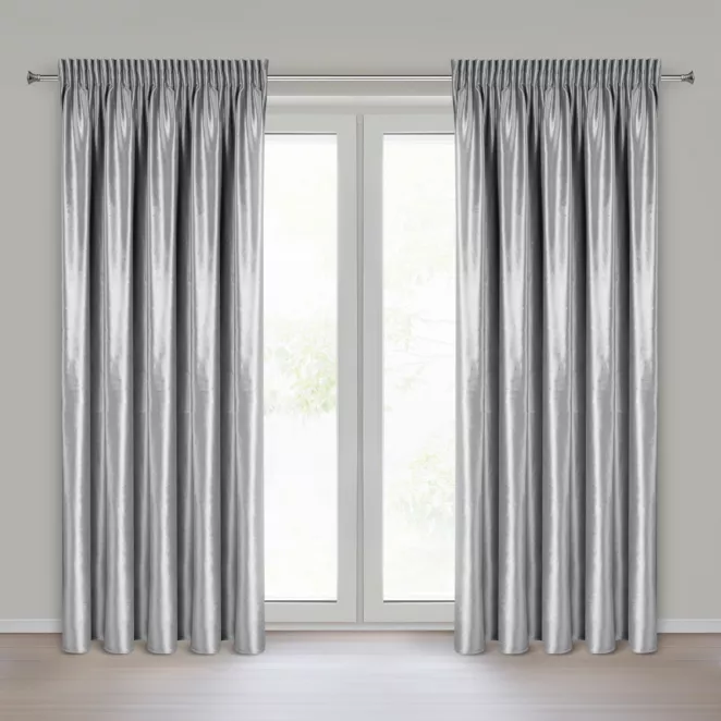 Zasłona srebrna z błyszczącego welwetu 140x270 cm taśma - CAMERON Eurofirany