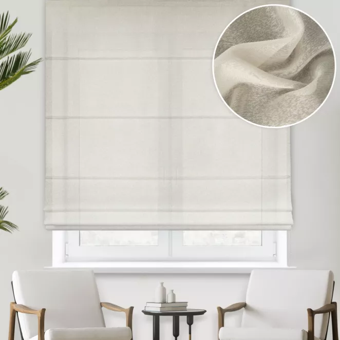 Roleta rzymska ciemnokremowa z delikatnej połyskującej tkaniny o strukturze deszczyku wykończonej obciążnikiem