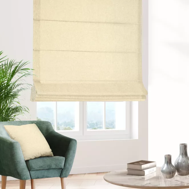 Roleta rzymska kremowa z tkaniny o naturalnym splocie w stylu eko